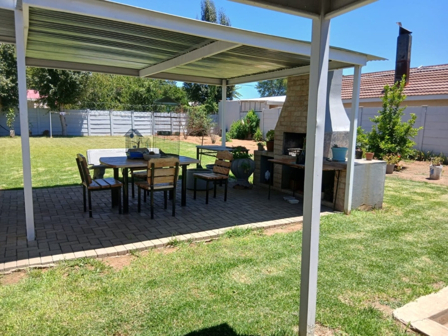 To Let 3 Bedroom Property for Rent in Universitas Free State